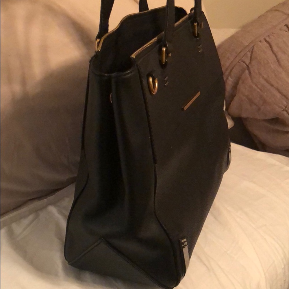 Purse - Picture 2 of 5